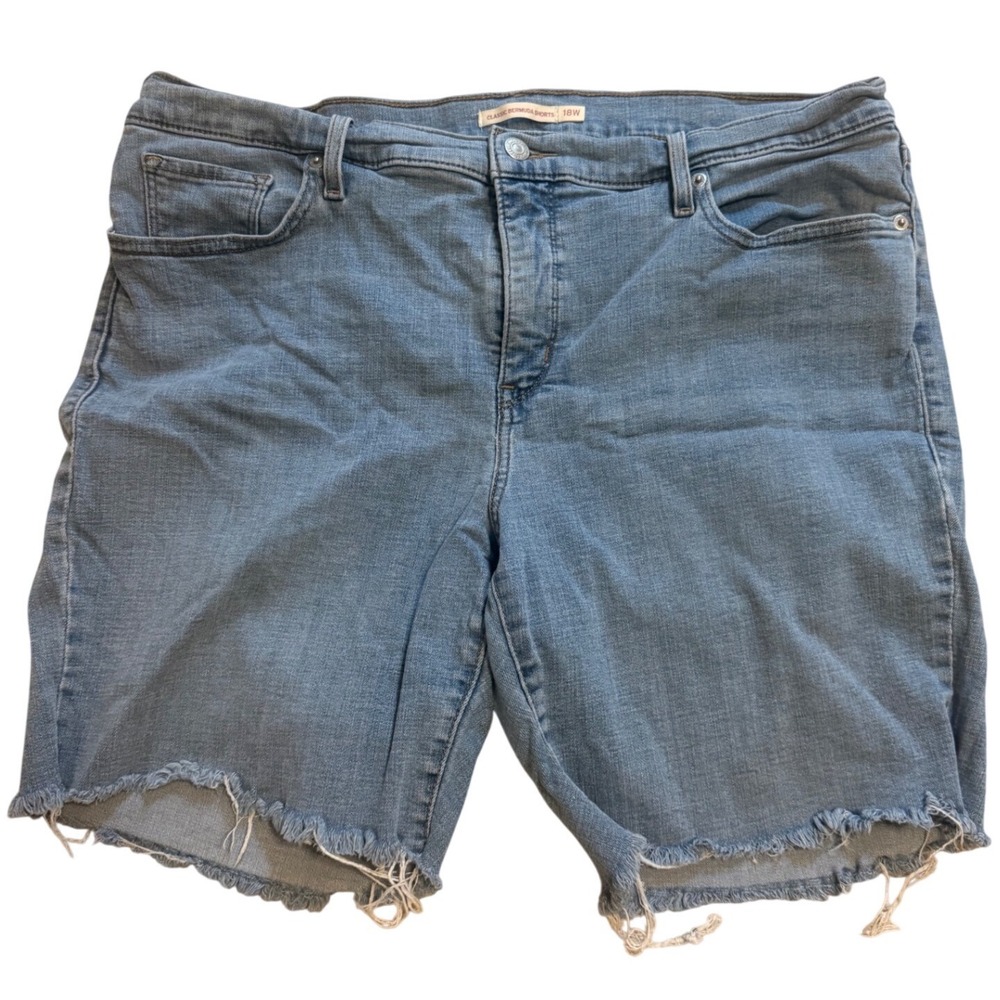 Levi's Classic Bermuda Shorts Womens 18W Blue Excellent Raw Hem Stretch Denim